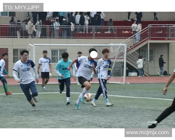 足球明星挑战篮球场踢篮筐精彩瞬间集锦与背后故事分享 足球明星挑战篮球场踢篮筐精彩瞬间集锦与背后故事分享