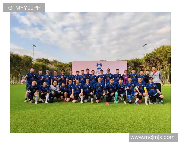 足球明星经典拍照姿势揭秘让你轻松模仿成为球场焦点