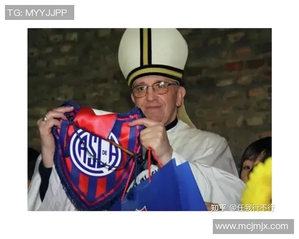 卧室里的足球明星如何在梦中踢出精彩进球与人生哲学 卧室里的足球明星如何在梦中踢出精彩进球与人生哲学