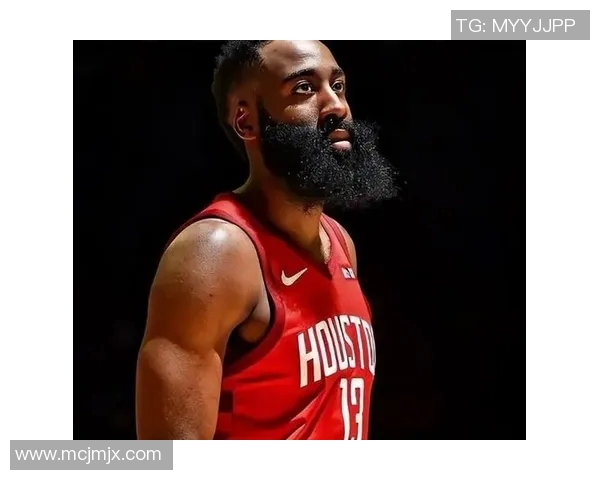 哈登在篮球场上的风采与足球明星的魅力相似之处探讨 哈登在篮球场上的风采与足球明星的魅力相似之处探讨